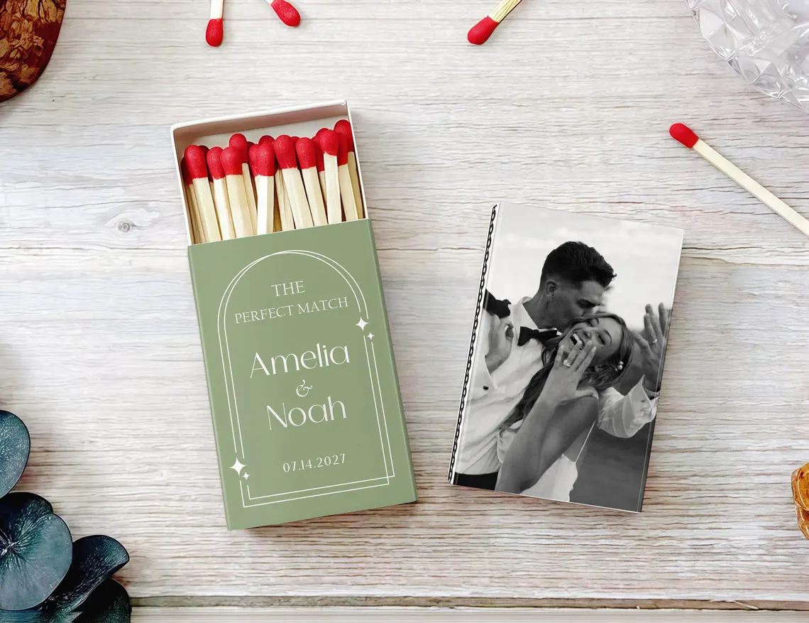 Custom Wedding Matchbooks SET  - Champagne Tower Set 评论和价格