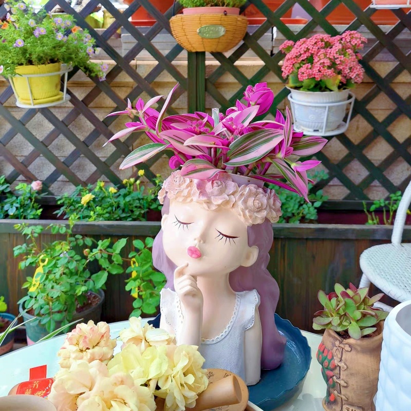 Contemplative Flower Fairy Vas - Centerpiece Vase Tall 评论和价格